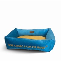 Лежак для собак Noble Pet Albert Bravery 70 х 50 х 22 см (синій) - dgs